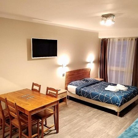 Appartements Boulevard Des Pyrenees Pau Exterior foto