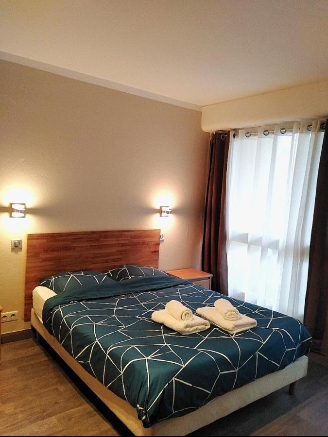 Appartements Boulevard Des Pyrenees Pau Exterior foto