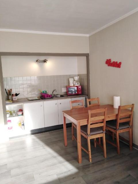 Appartements Boulevard Des Pyrenees Pau Exterior foto